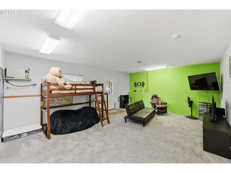 874 N Henry Street Coquille OR 97423
