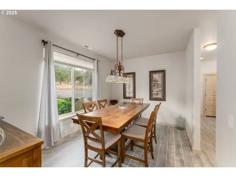 157 Pine Meadows Lane Roseburg OR 97471