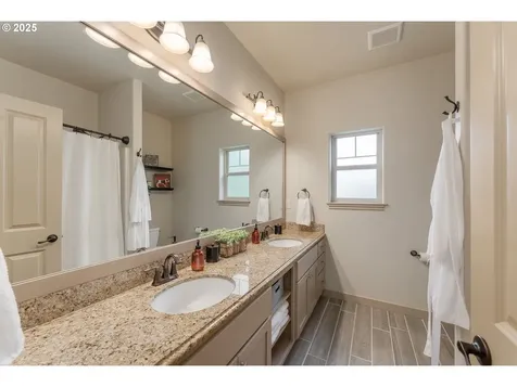 157 Pine Meadows Lane Roseburg OR 97471
