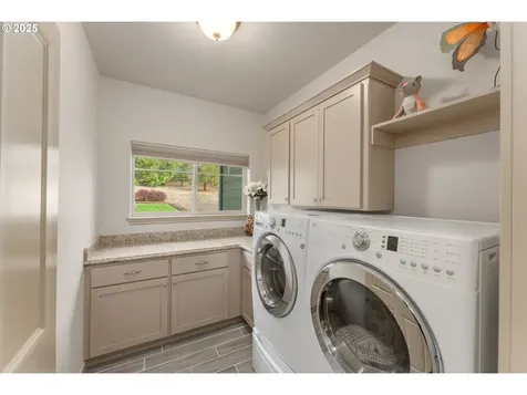 157 Pine Meadows Lane Roseburg OR 97471