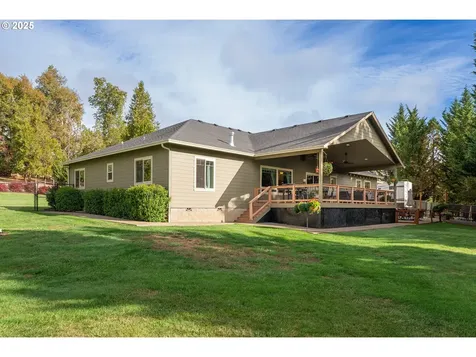 157 Pine Meadows Lane Roseburg OR 97471