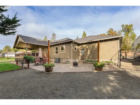 157 Pine Meadows Lane Roseburg OR 97471