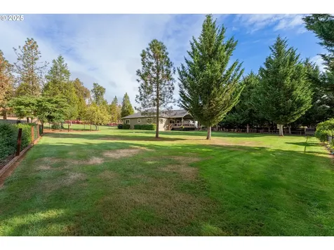 157 Pine Meadows Lane Roseburg OR 97471