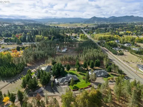 157 Pine Meadows Lane Roseburg OR 97471
