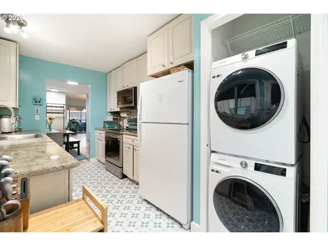 3032 SW Florida Court Portland OR 97219