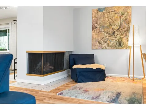 3032 SW Florida Court Portland OR 97219