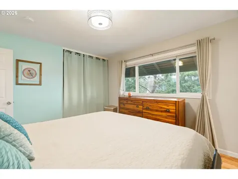 3032 SW Florida Court Portland OR 97219