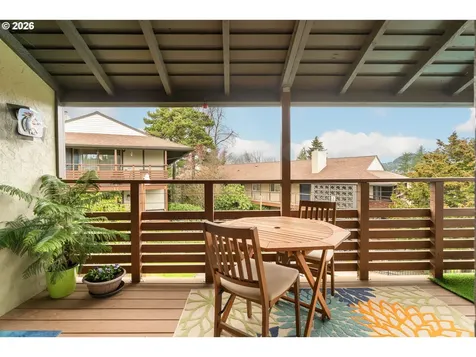 3032 SW Florida Court Portland OR 97219