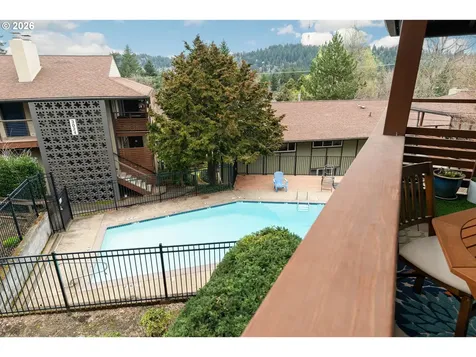 3032 SW Florida Court Portland OR 97219