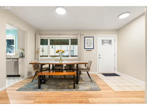 3032 SW Florida Court Portland OR 97219