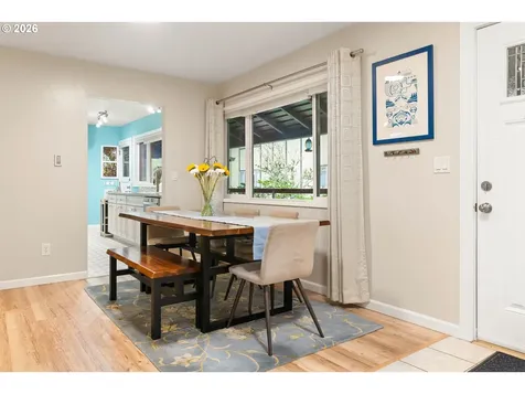 3032 SW Florida Court Portland OR 97219