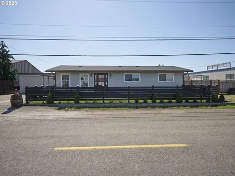 187 Hansen Lane Woodland WA 98674