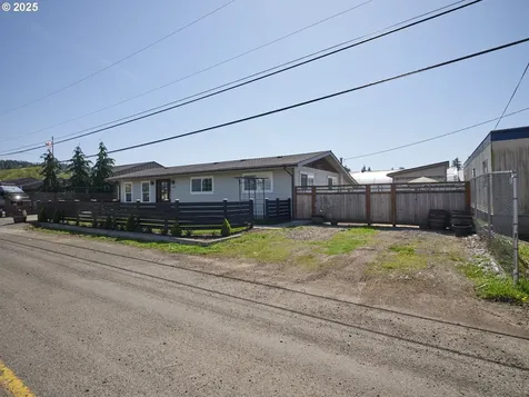 187 Hansen Lane Woodland WA 98674