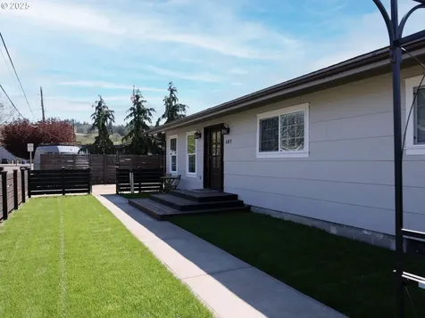 187 Hansen Lane Woodland WA 98674