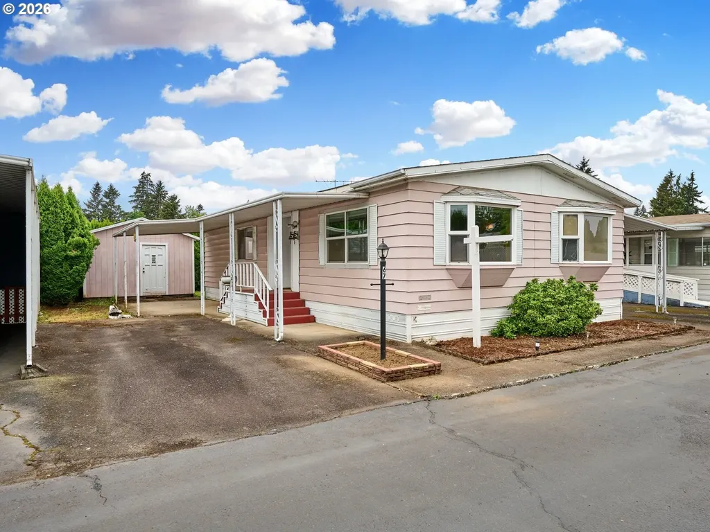 620 SE 2nd Avenue Canby OR 97013