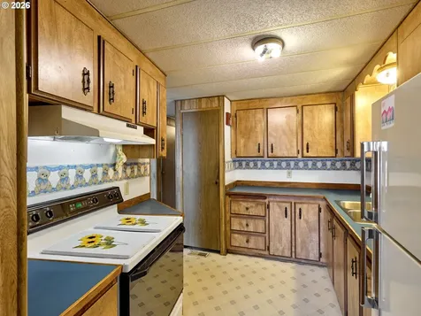 620 SE 2nd Avenue Canby OR 97013