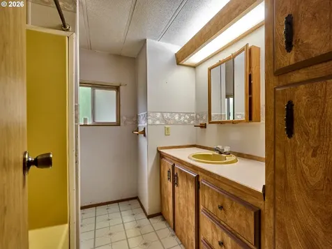 620 SE 2nd Avenue Canby OR 97013