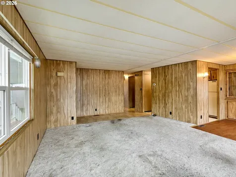 620 SE 2nd Avenue Canby OR 97013
