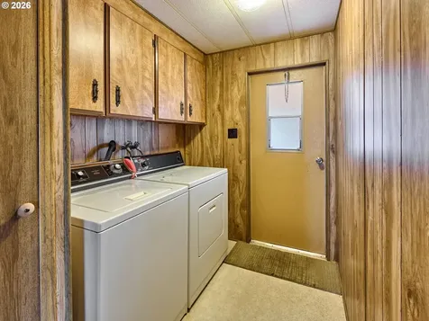 620 SE 2nd Avenue Canby OR 97013