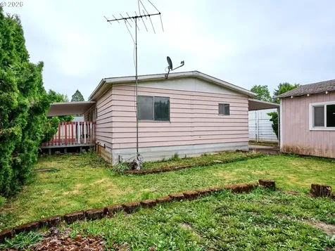 620 SE 2nd Avenue Canby OR 97013