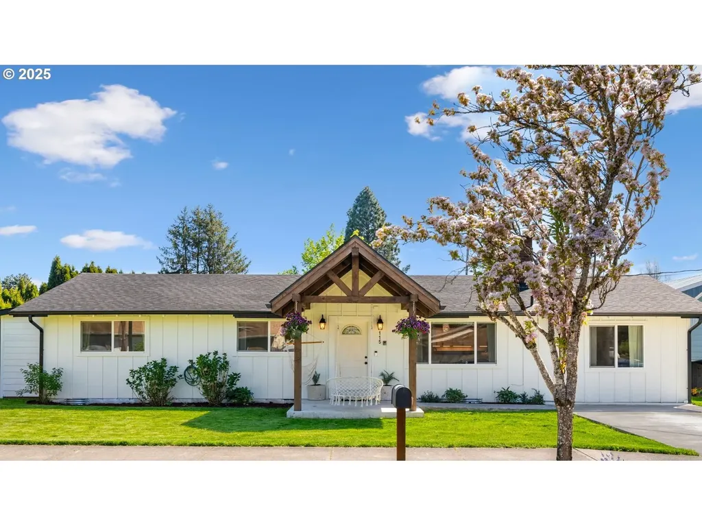 115 SW 4th Street Battle Ground WA 98604