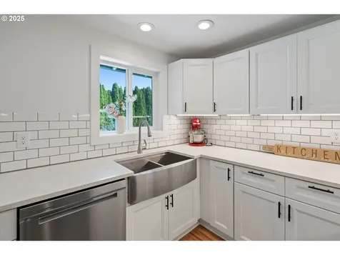 115 SW 4th Street Battle Ground WA 98604