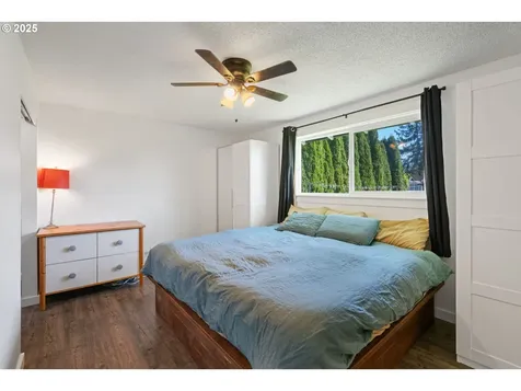 115 SW 4th Street Battle Ground WA 98604