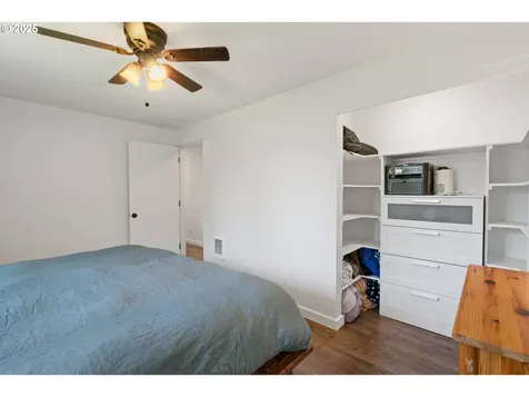 115 SW 4th Street Battle Ground WA 98604