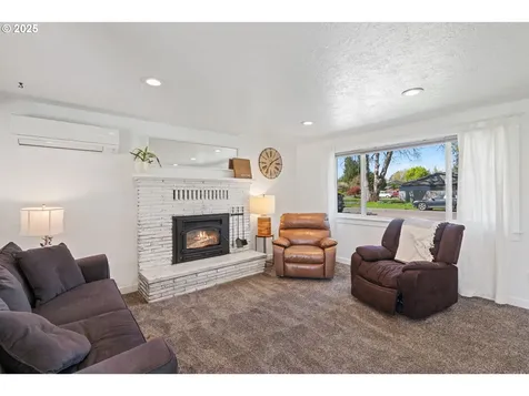 115 SW 4th Street Battle Ground WA 98604