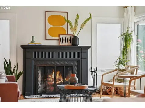 1825 SE Clatsop Street Portland OR 97202