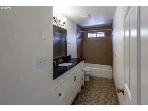 1403 Haven Street Eugene OR 97402