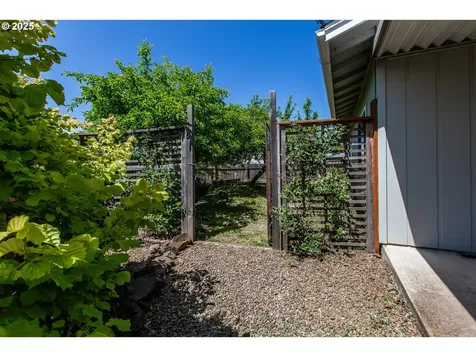 1403 Haven Street Eugene OR 97402