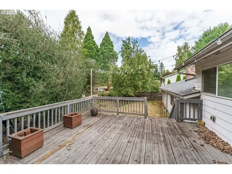 1075 SE Spruce Court Gresham OR 97080