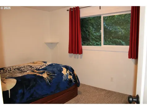1075 SE Spruce Court Gresham OR 97080