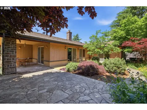 2475 Lariat Meadows Drive Eugene OR 97401