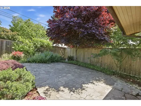 2475 Lariat Meadows Drive Eugene OR 97401