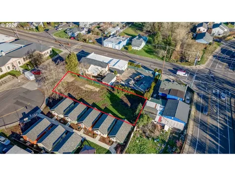 1758 Aguilas Court NE Salem OR 97301