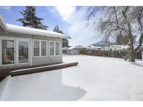605 Sherman Drive The Dalles OR 97058