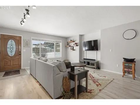 605 Sherman Drive The Dalles OR 97058