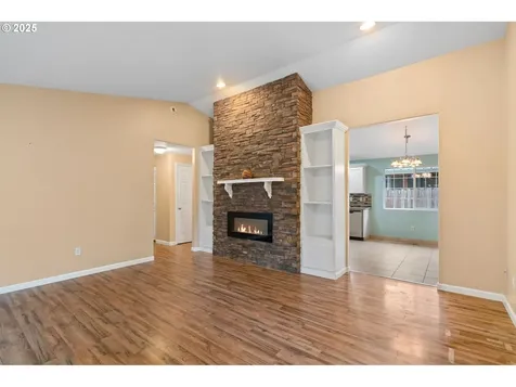 4407 NE 131st Avenue Vancouver WA 98682