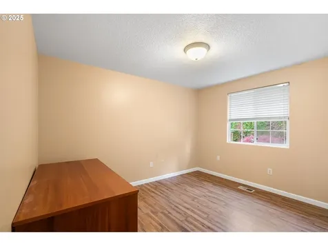4407 NE 131st Avenue Vancouver WA 98682