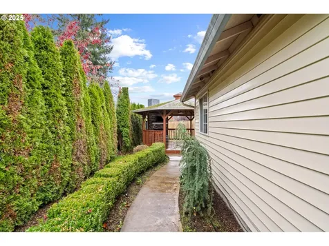 4407 NE 131st Avenue Vancouver WA 98682