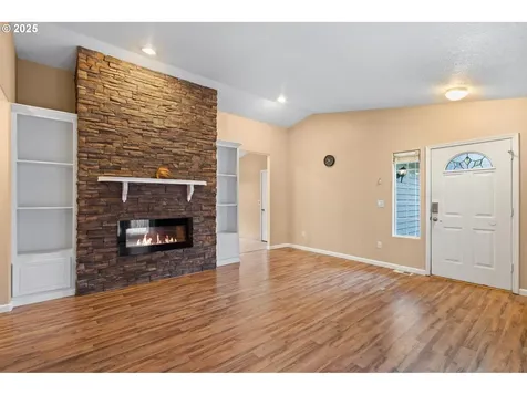 4407 NE 131st Avenue Vancouver WA 98682