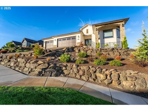 3656 Camina Drive Medford OR 97504