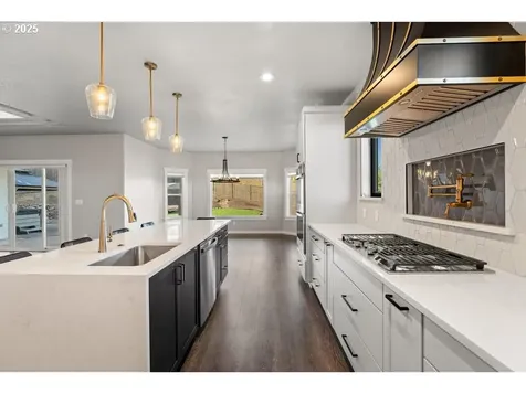 3656 Camina Drive Medford OR 97504