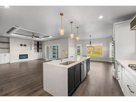 3656 Camina Drive Medford OR 97504