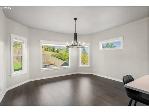 3656 Camina Drive Medford OR 97504