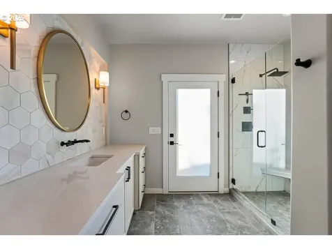 3656 Camina Drive Medford OR 97504