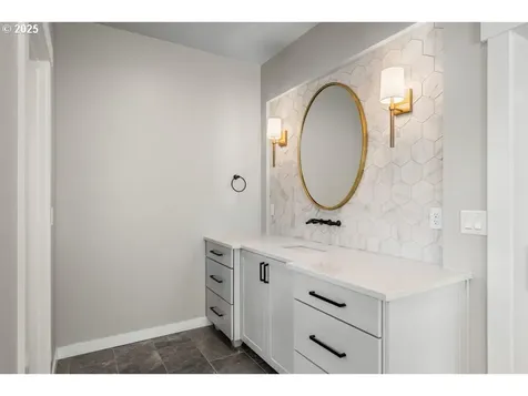 3656 Camina Drive Medford OR 97504
