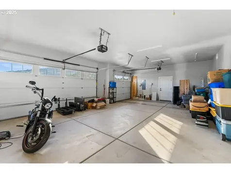 3656 Camina Drive Medford OR 97504